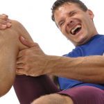 Судороги в ногах: причины и методы борьбы