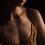Почему пот может пахнуть уксусом и когда стоит обратиться к врачу
