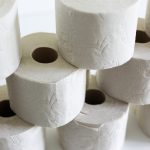Что означает серовато-белый кал и как с ним бороться