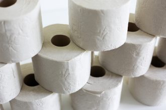 Что означает серовато-белый кал и как с ним бороться