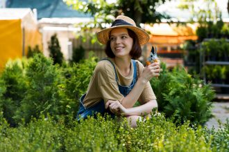 Посевной календарь ноября 2025: фазы Луны, посадки и защита растений