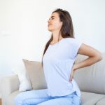 Как укрепить спину и избавиться от боли: 5 простых упражнений