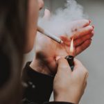 Легкое курение: ученые развенчали миф о безопасности малых доз сигарет