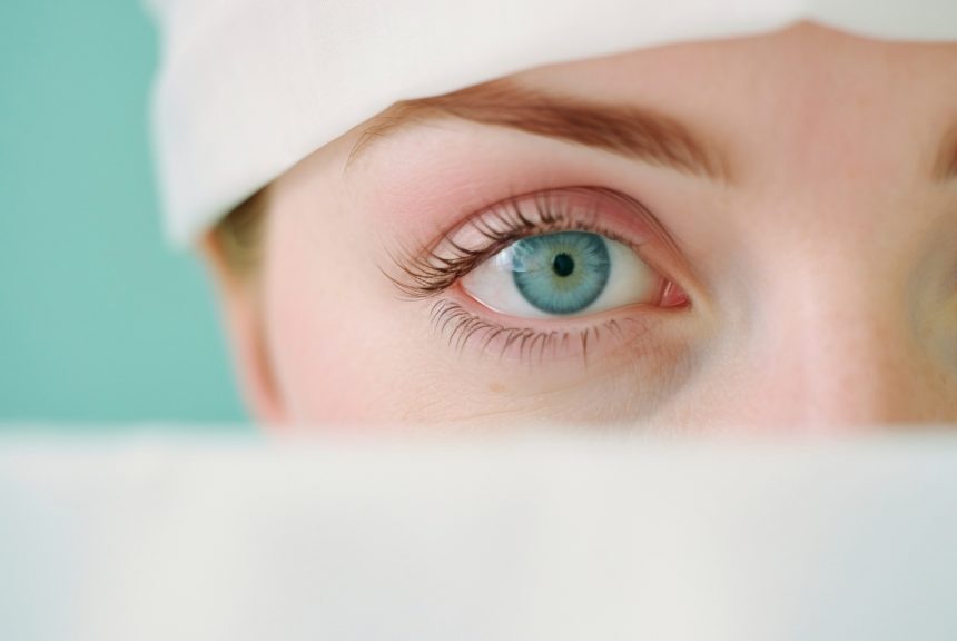 Почему ухудшается зрение осенью и при чём тут витамин А