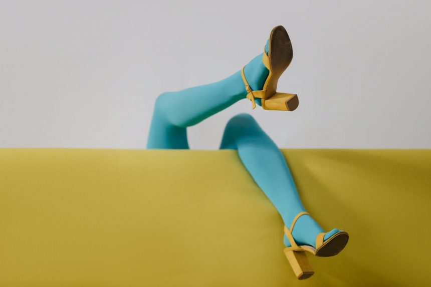 Колготки зимой: какие действительно вредят здоровья и как выбрать