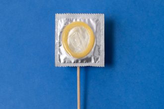 Вредны ли презервативы с ароматизаторами и вкусами: всё, что нужно знать