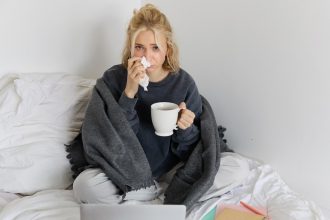 Как отличить грипп от COVID-19: советы врача и профилактика заболеваний