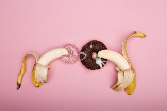 Взаимная мастурбация: что это такое, польза для здоровья, как делать комфортно и как предложить партнёру