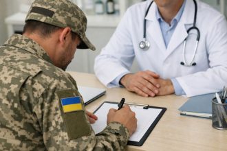 Как военному получить направление на ВВК во время военного положения и что делать при отказе: простая инструкция