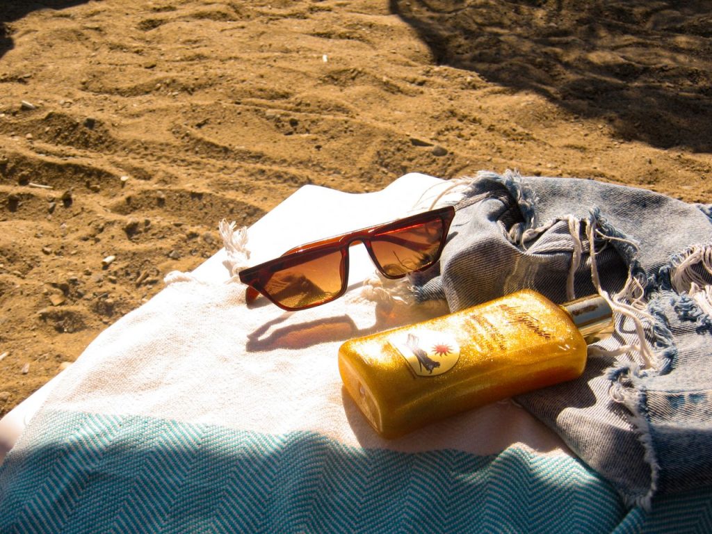 SPF 50 или 30: есть ли разница и какой выбрать для защиты кожи от рака