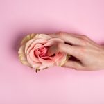 Можно ли мастурбировать при цистите, уретрите или молочнице: когда интимная стимуляция безопасна, а когда лучше сделать паузу