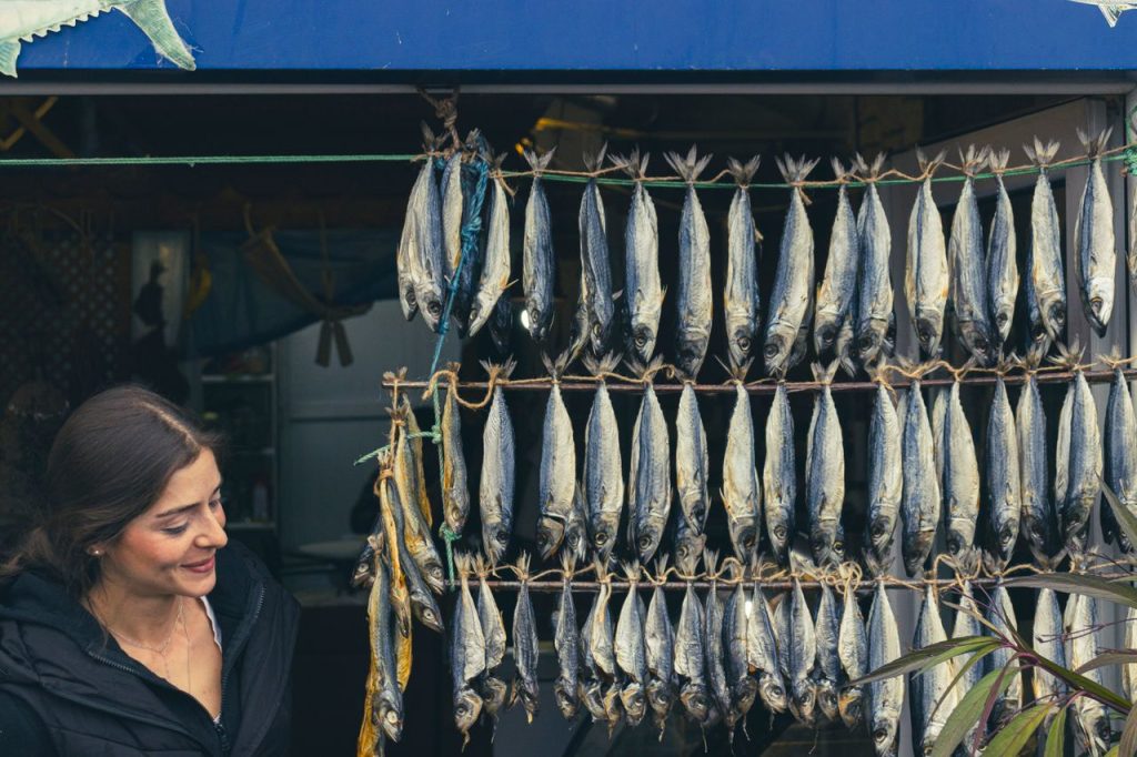Вяленая и сушеная рыба: когда возникает риск ботулизма и как защититься